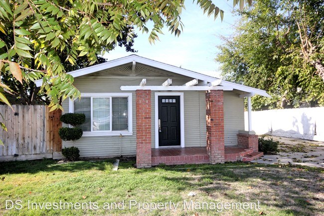 Building Photo - 3 br, 2 bath House - 620 Channing Way