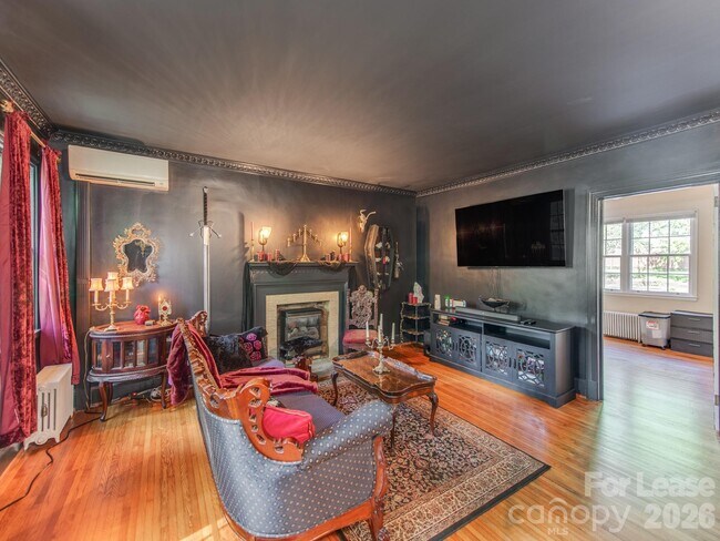 Foto del edificio - 1209 Oakwood Ave
