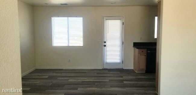 Building Photo - 3 br, 2 bath House - 1080 Warehouse Rd