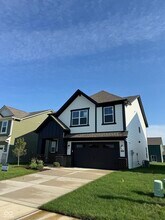 Building Photo - 15310 Swallow Fls Wy