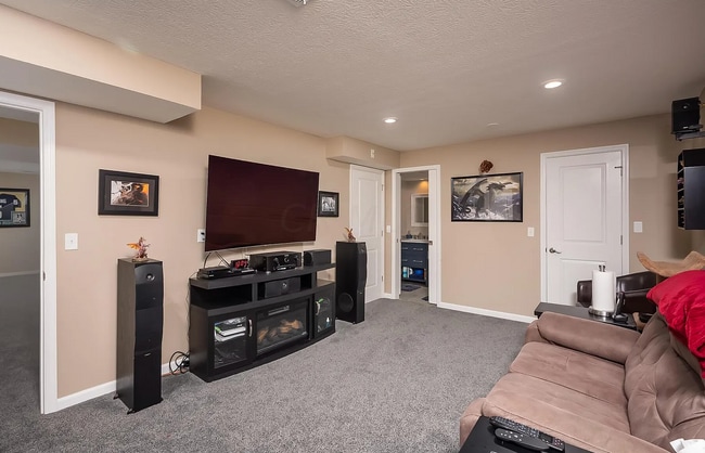 Foto del edificio - 700 Ferguson Ave