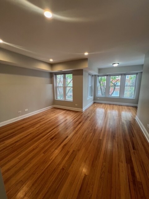 Foto del edificio - 2043 W Birchwood Ave