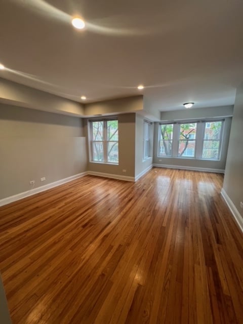 Building Photo - 2043 W Birchwood Ave