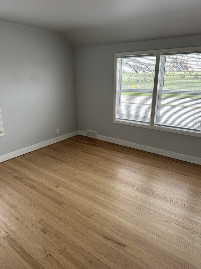 Foto del edificio - 4838 N Port Washington Rd