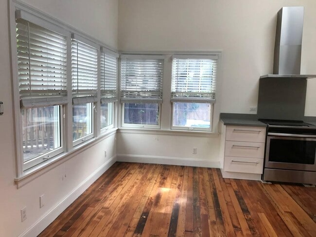 Photo - 247 Athol Ave House