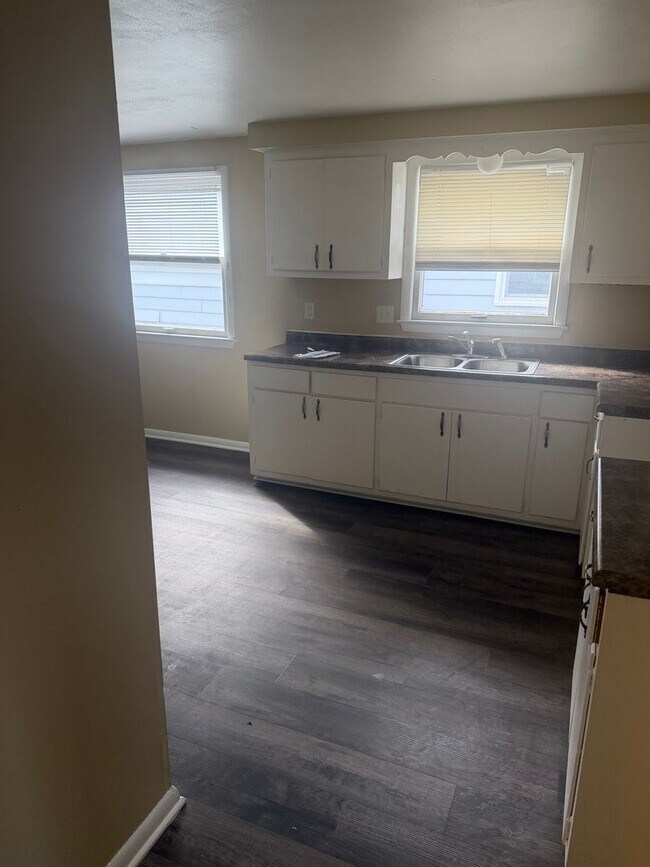 Foto del edificio - 7032 W Mill Rd