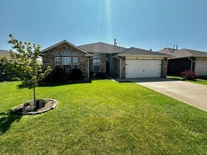 Building Photo - 8208 Greer Way