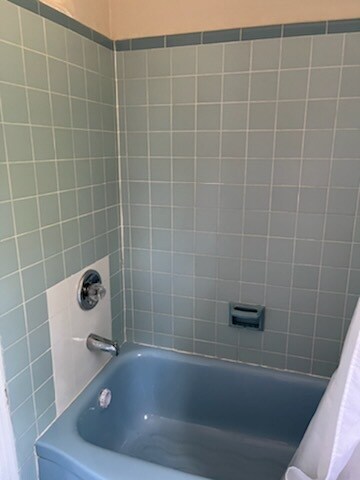 Building Photo - 2930 Tennessee Ln