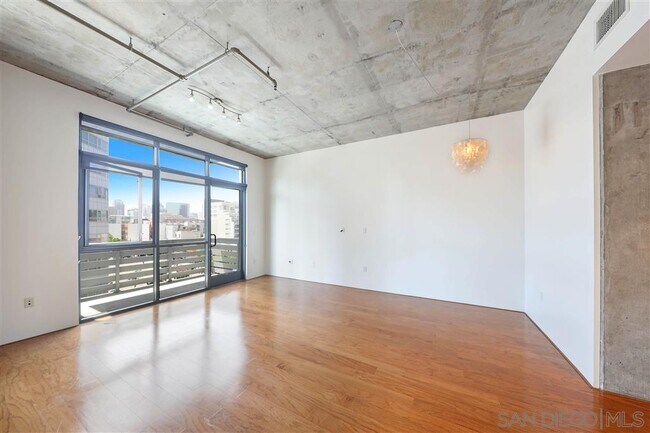 Foto del edificio - 527 Tenth Ave