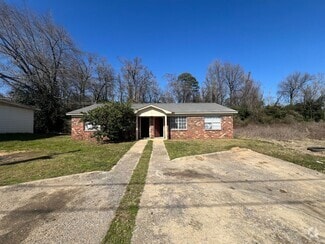 Building Photo - 406 29th Pl
