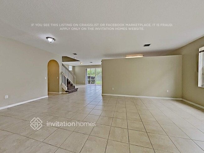 Foto del edificio - 1565 Fiddlewood Ct