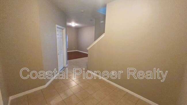Building Photo - 10279 Newminster Loop