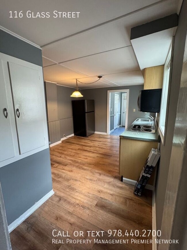 Building Photo - 116 Glass Street-