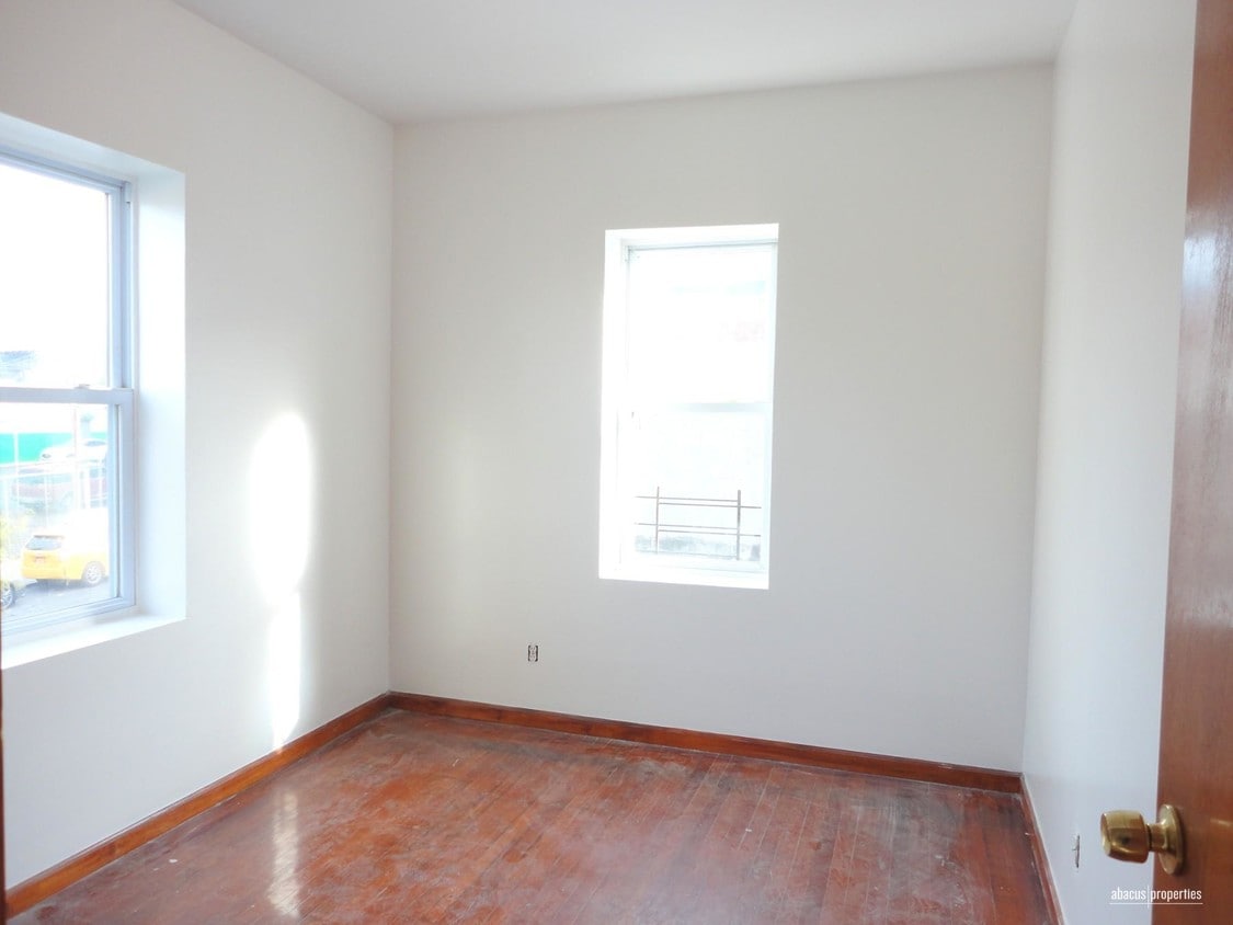 2 Bedroom Rental House Rental in Queens, NY