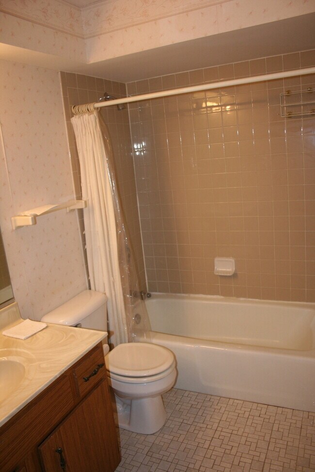 Foto del edificio - 15724 Peggy Ln