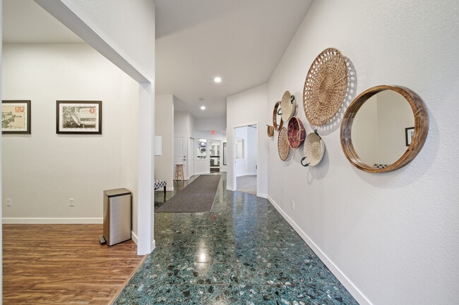 Building Photo - Talisman