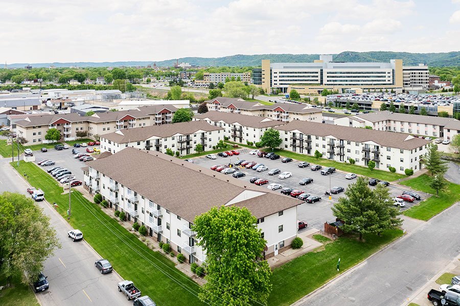 Primary Photo - WEDGEWOOD COMMONS