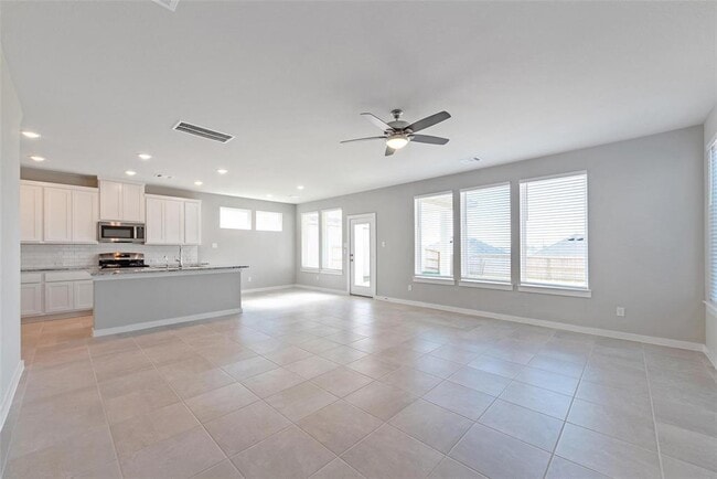 Building Photo - 2817 Bluebonnet Ridge Dr