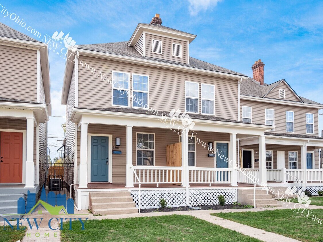 Primary Photo - 1301-1303 W. Broad St. Columbus, Ohio 43222