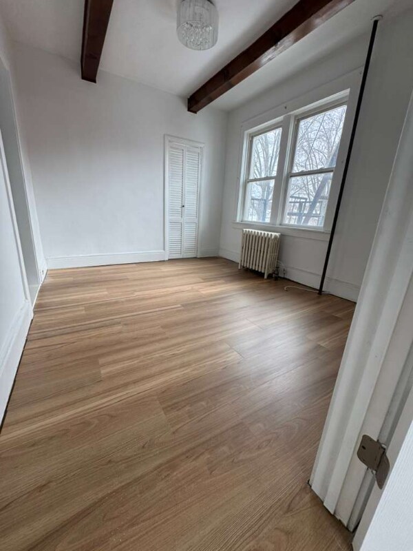 Building Photo - 334 Midland Ave