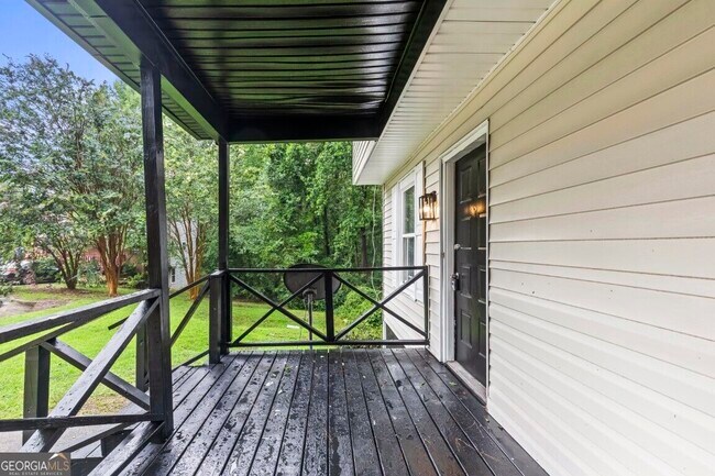 Foto del edificio - 1229 Creek Forest Ct NW