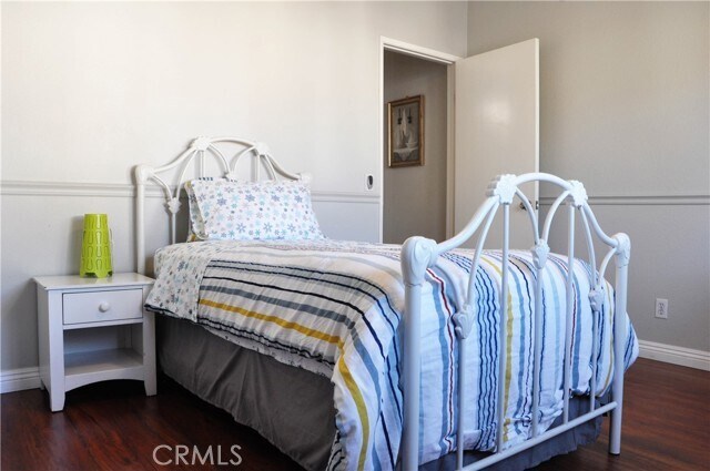 Foto del edificio - 1153 W Whittlers Ln