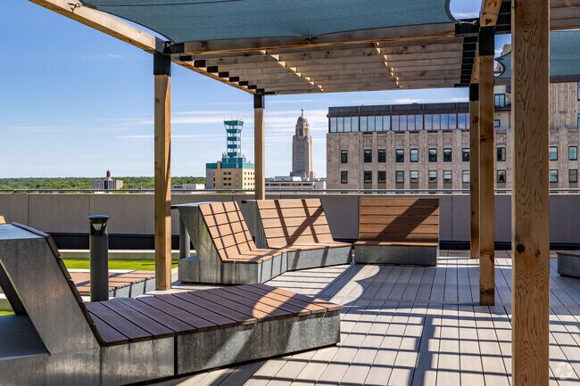 Patio en la azotea - The Parkhaus - Leasing By Bedroom