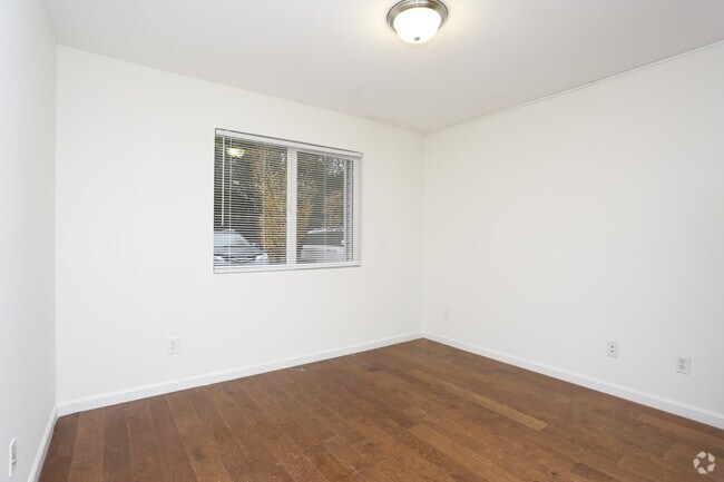 Foto del edificio - Brighton Square Apartments