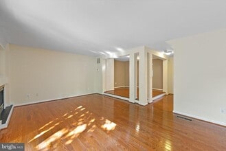 Building Photo - 12081 Edgemere Cir