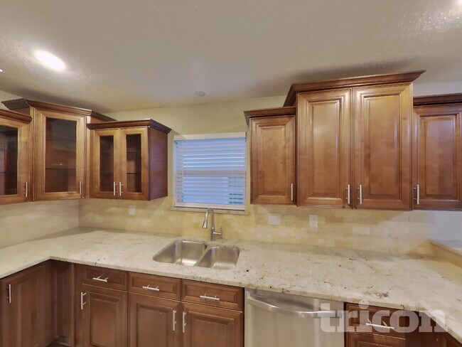 Foto del edificio - 3427 Waterview Trail