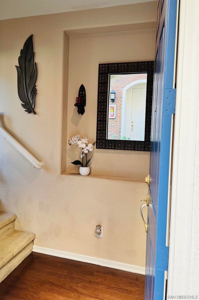 Foto del edificio - 1263 Elfin Forest Rd E