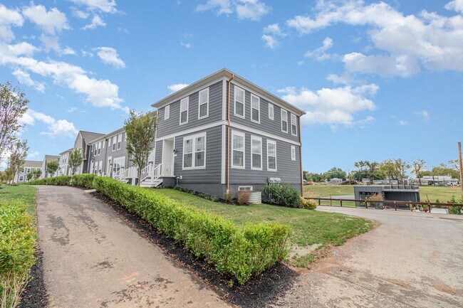 Foto del edificio - 2 Old Barn Wy