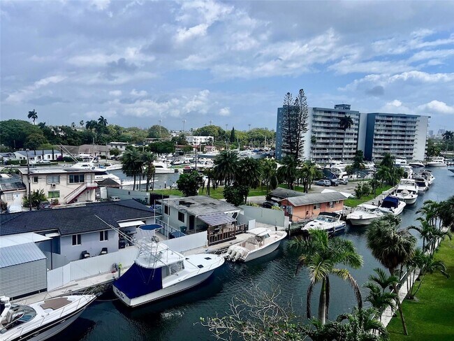 Foto del edificio - 2601 NW 16th St Rd