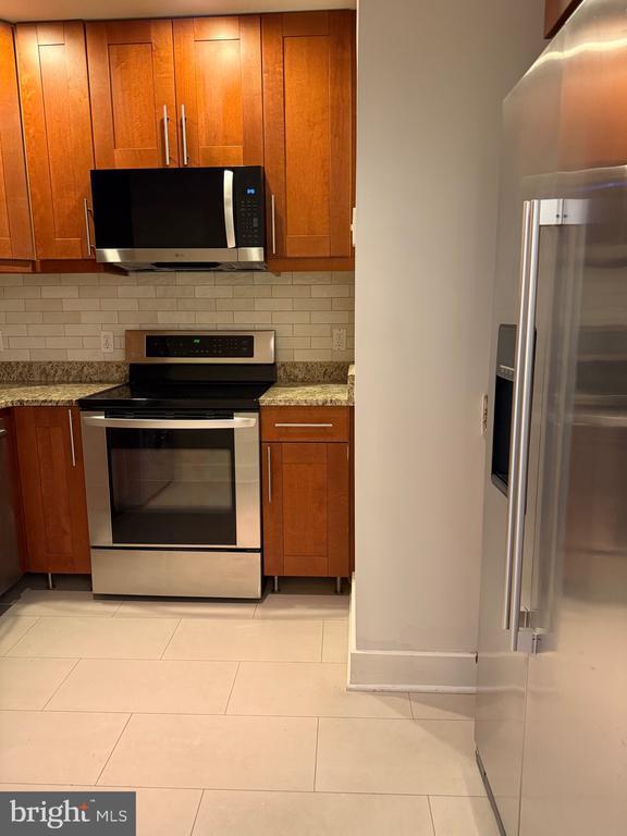 Foto del edificio - 4334 Farragut St