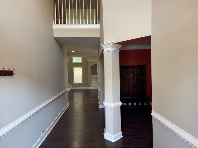 Foto del edificio - 7411 Redbud Loop