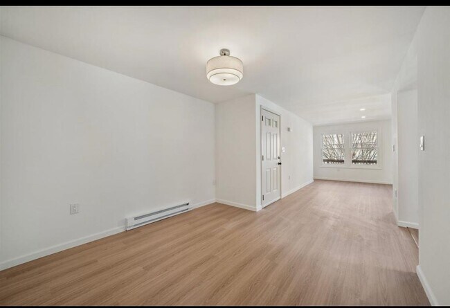 Foto del edificio - 334-336-336 Halladay St