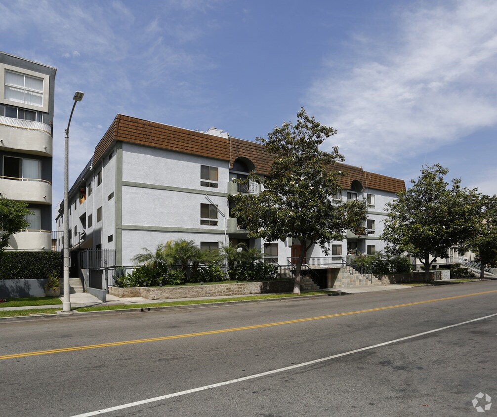 Foto principal - 431 S Kingsley Dr