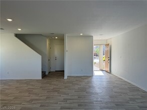Building Photo - 7640 Royal Halo Ave