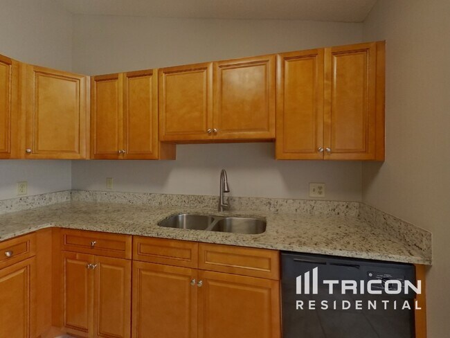Building Photo - 661 Spreading Oak Avenue Deltona FL