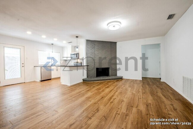Foto del edificio - 2829 Lancer Ln