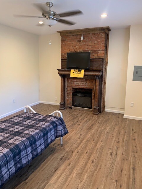 Habitación - 140 S 20th St