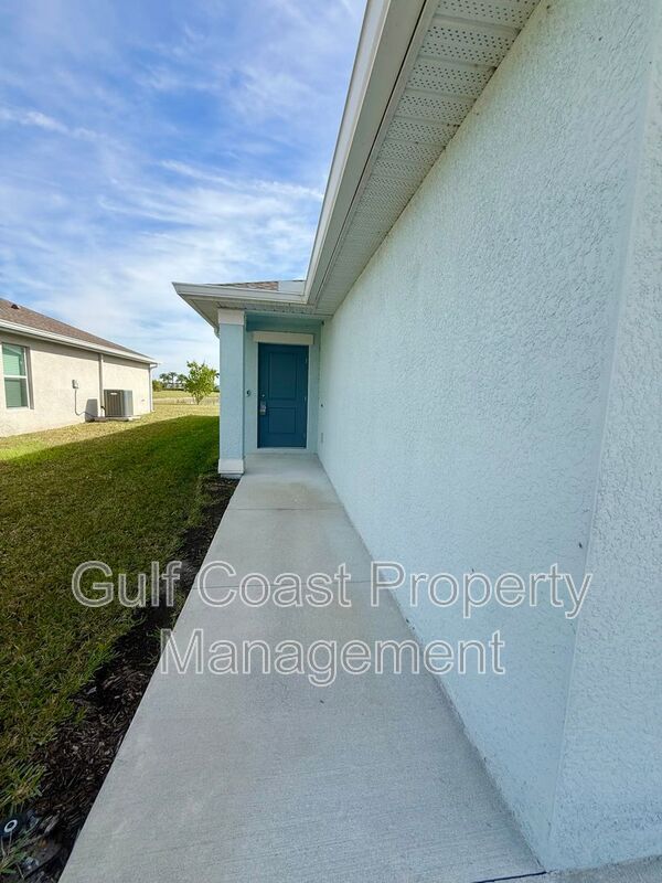 Foto del edificio - 3850 Treasure Oak Wy