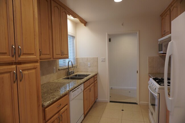 Photo - Beautiful Renovated Home, Remodeled Kitche...