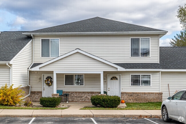 Building Photo - Manitou Woods