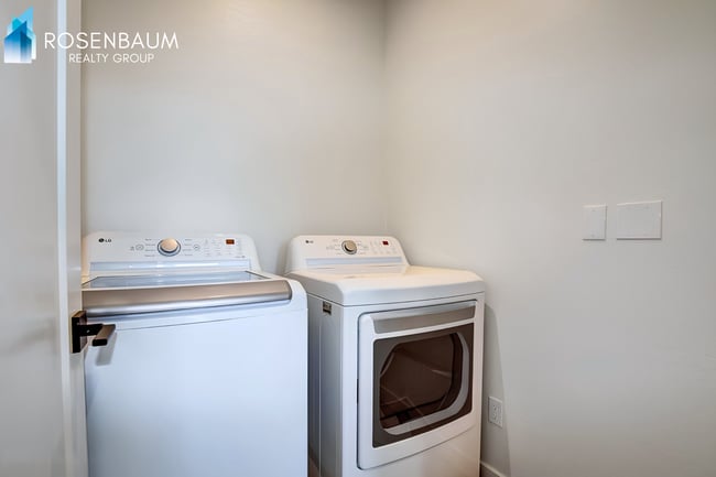 Foto del edificio - Gorgeous 2-beds, 2-baths single level home in the beautiful new Jasper community!
