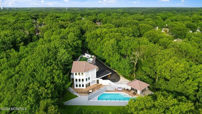 Building Photo - 401 Overlook Dr