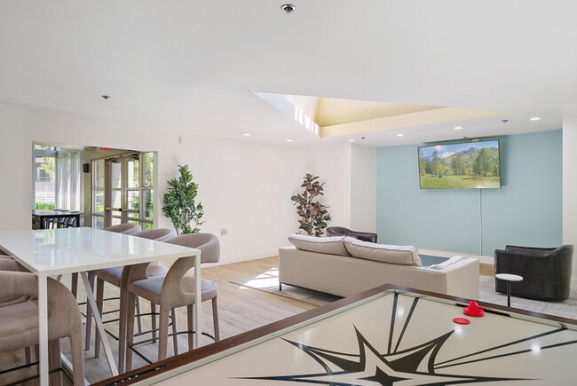 Foto del edificio - Mission Peaks