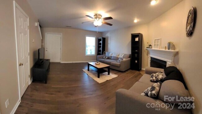 Foto del edificio - 2240 15th St NE