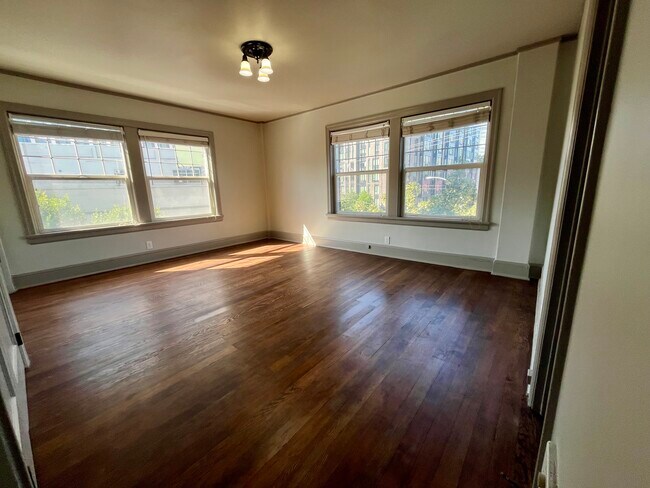 Studio (inside) - 20 NW 16th Ave