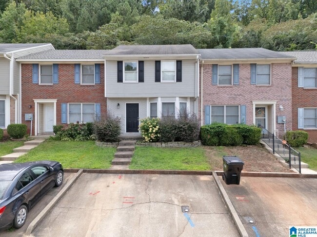 Foto del edificio - 5181 Falling Creek Ln